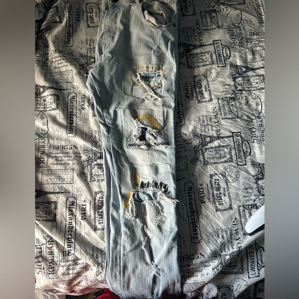 Light Blue skinny Jeans